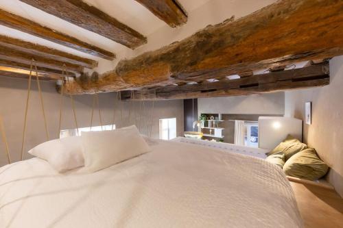 Luxury Suite - Jacuzzi et Sauna in Arpajon