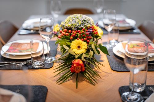 Létesítmények, Goethe Palais Suite Anna Amalia l 1-8P l Lift l Parkplatz in Aue