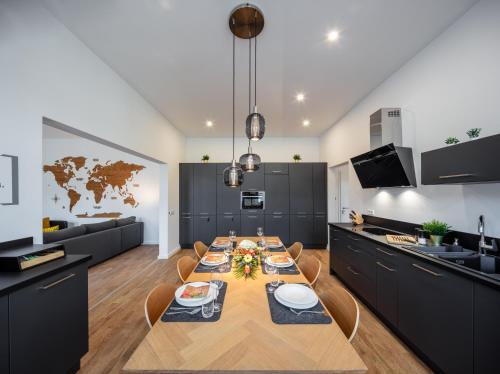 Konyha, Goethe Palais Suite Anna Amalia l 1-8P l Lift l Parkplatz in Aue