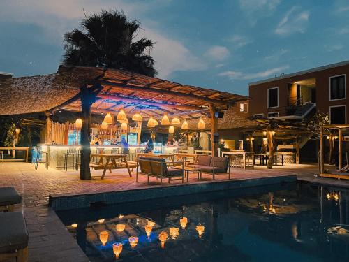 Viajero Huacachina Hostel