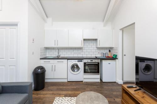 Deluxe Apartment image 10