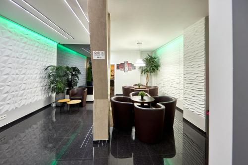 Hotel City Center - image 3