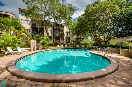 High End Luxury Condo located in Ft. Lauderdale in Lauderhill, USA