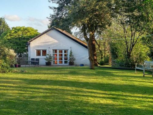 PleasantHillScotland-Stunning 7BR GardenVilla Superior Area (Sleeps24)