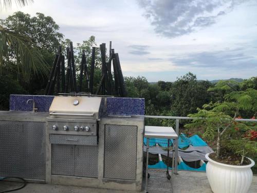 Apartamento en Rio San Juan a 4 minutos de playas piscina con agua caliente in Rio San Juan