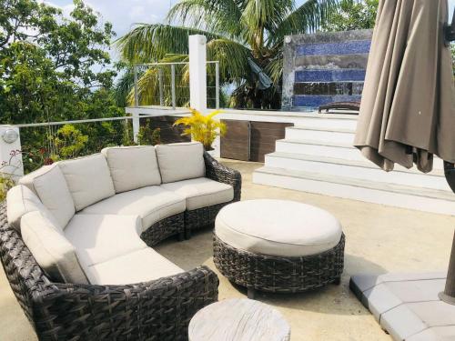 Apartamento en Rio San Juan a 4 minutos de playas piscina con agua caliente in Rio San Juan