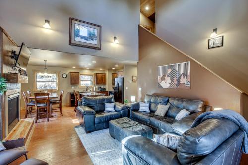 Lead Home with Pool Access 3 Mi to Terry Peak Mtn!, Lead (photo 3)