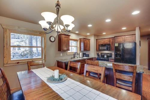 Lead Home with Pool Access 3 Mi to Terry Peak Mtn!, Lead (photo 8)