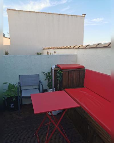 Chambres d'Hotes NATURISTE, Village Naturiste Cap d'Agde, Draps, Serviette, Cafe, Menage inclus en f in Agde