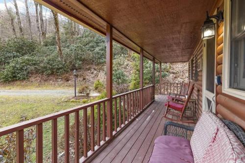 Charming Modern Cabin with Hiking Trails and Fire Pit Charming Modern Cabin with Hiking Trails and Fire Pit