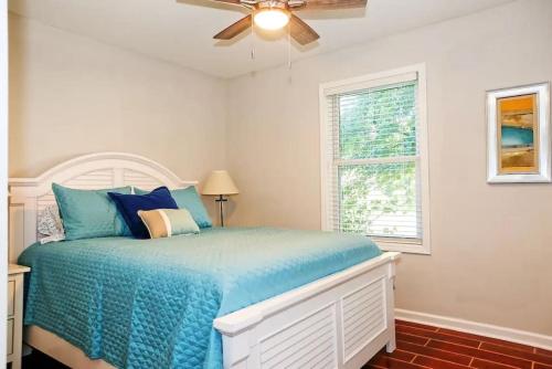 Quaint Newly Renovated Downtown Cottage in Lincolnton, USA