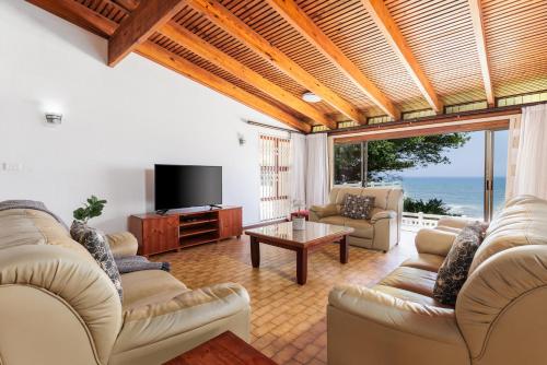 Dotări, Summer Lodge Villa 1 in Margate