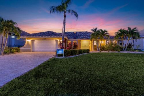 Modern, Luxurious, Waterfront home with Heated Pool - Villa Dock Holiday - Roelens Vacations, Cape Coral (fotografie 7)