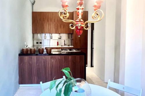 Charming Heritage 2 BR In Mar Mikhael - image 3
