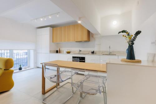 Stylish Apartment near Plaça España, Barcelona (fotografie 4)