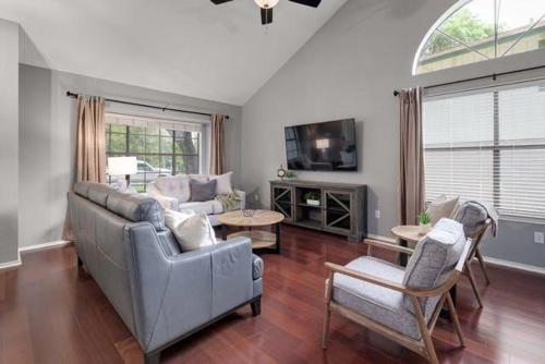 Boni and Blithe Boni and Blithe