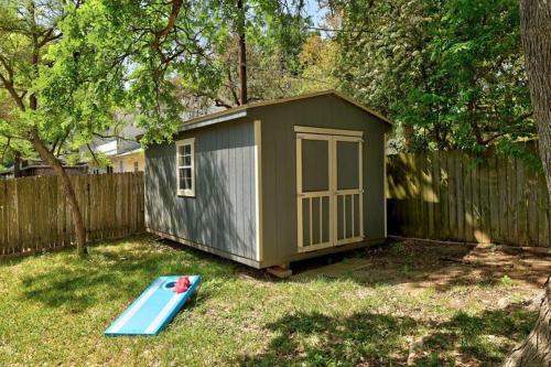 Boni and Blithe Boni and Blithe