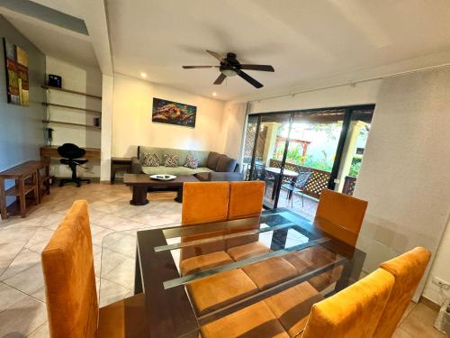 Peaceful Bliss Condo Inside A 6 Pool Complex