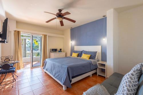 MariaMar Suites