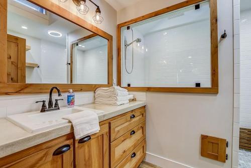 Grace Jo Vacation Home at Tamarack in Wisconsin Dells, USA