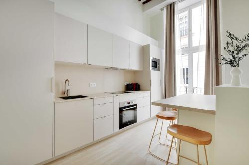 Cosy apartment - 1BR/4P - Place des Victoires - image 8
