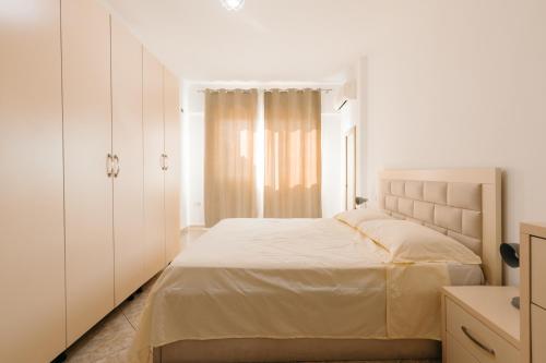 Rs Place 1-Bedroom Apartment, Tirana (photo 3)
