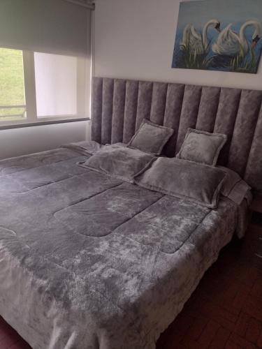 Casa de 5 habitaciones y 3 banos cerca al centro de la ciudad in San Jose