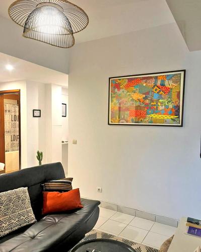 Beach apt w/ parking, 24/7 security, tennis court