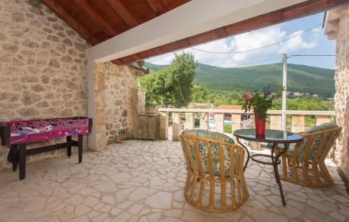 Skats, Villa Brkic with large private pool and playground in Osoje