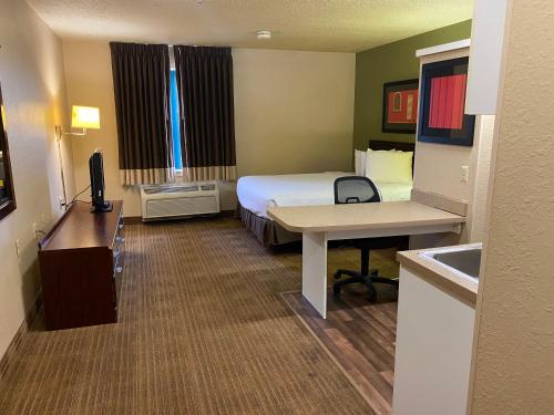 1 queen bed