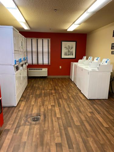 Extended Stay America Suites - Detroit - Auburn Hills - I -75 - image 6