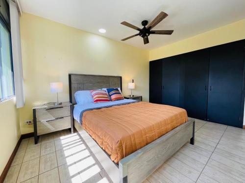 Deluxe Double Room with Shower image 4