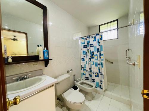 Deluxe Double Room with Shower image 2