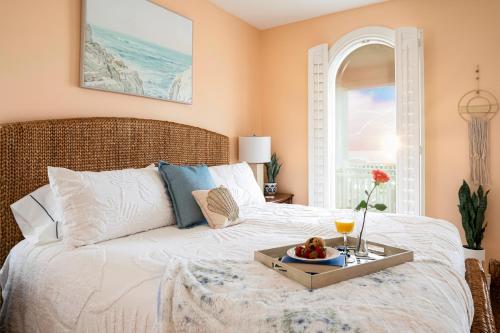 New! Luxurious 3 Bed Sleeps 12 Epic Views Wow in Crystal Beach, USA