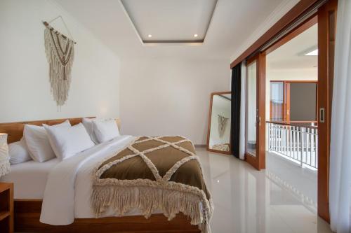Villa Cinta Rose - Berawa Canggu - Tap to explore photos