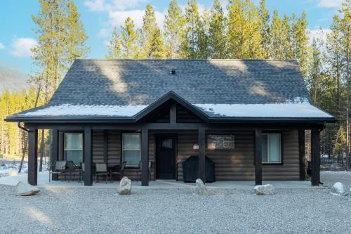 . The Alpine Cabin