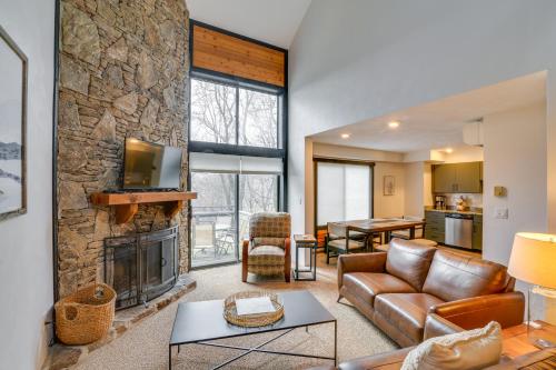 Swiss Mtn Condo 3 Mi to Seven Springs Resort in Champion, USA