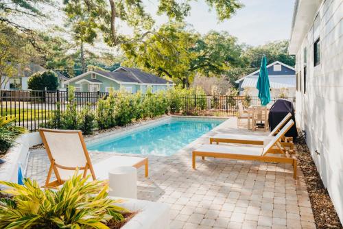 108 the Church St Collection with Pool photo 2