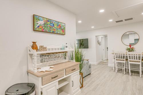 Stunning North Palm Beach Retreat with Heated Pool! in North Palm Beach, USA