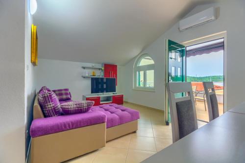 Apartment in Pirovac with sea view, terrace, air conditioning, WiFi (4925-1), Pirovac (fotografie 6)