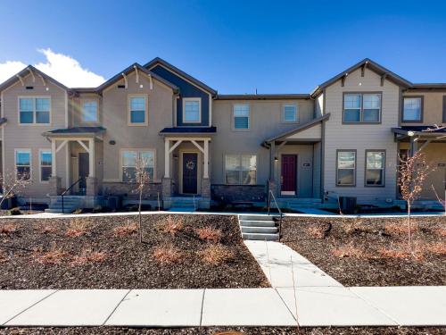 Ski Haven Hideaway near PC Ski Haven Hideaway near PC