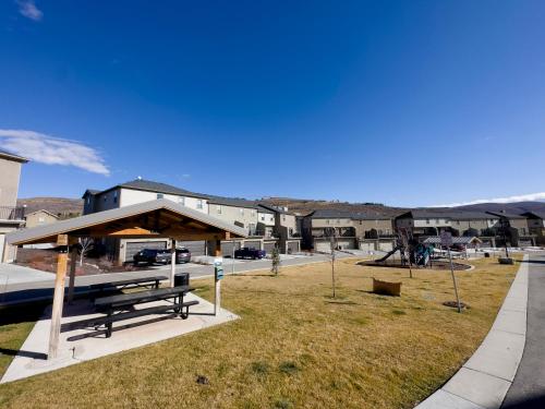 Ski Haven Hideaway near PC Ski Haven Hideaway near PC