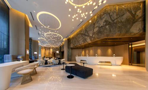 511643406 Crowne Plaza Kuala Lumpur City Centre by IHG