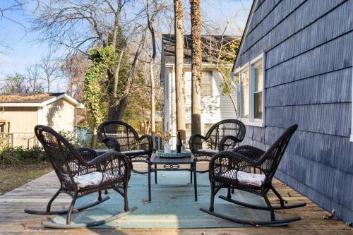 FallsChurch, Tysons Corner, Dulles airport, DC FallsChurch, Tysons Corner, Dulles airport, DC