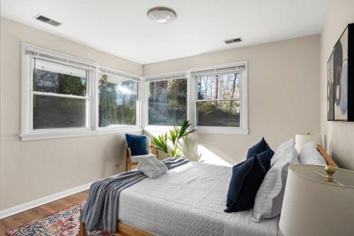 FallsChurch, Tysons Corner, Dulles airport, DC FallsChurch, Tysons Corner, Dulles airport, DC