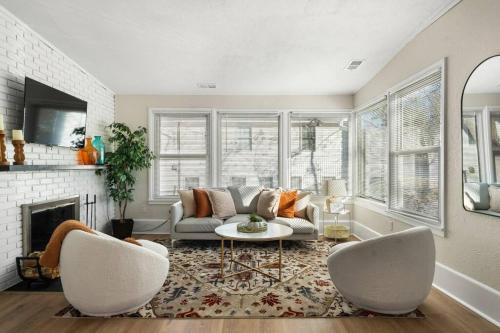 FallsChurch, Tysons Corner, Dulles airport, DC FallsChurch, Tysons Corner, Dulles airport, DC