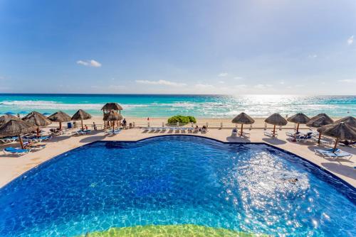 Amazing Caribbean Ocean view at Villas Marlin in Cancun, Cancún (Foto 7)