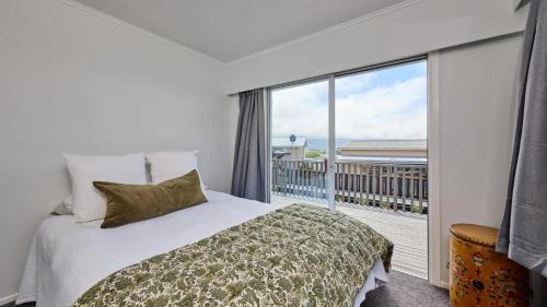 Views on Churchill Views on Churchill