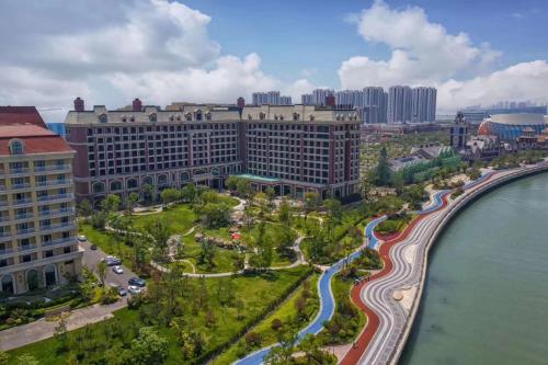 Doubletree By Hilton Qingdao Oriental Movie Metropolis