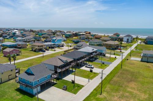 Beach Please home in Bolivar Peninsula, USA
